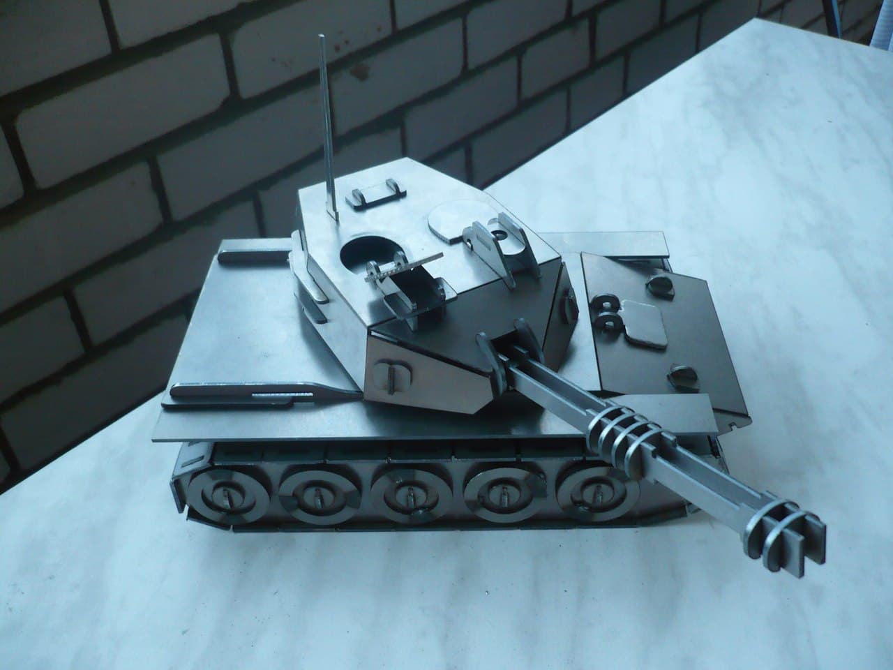 3D Tank Model Laser Cut Files - Free DXF Download
