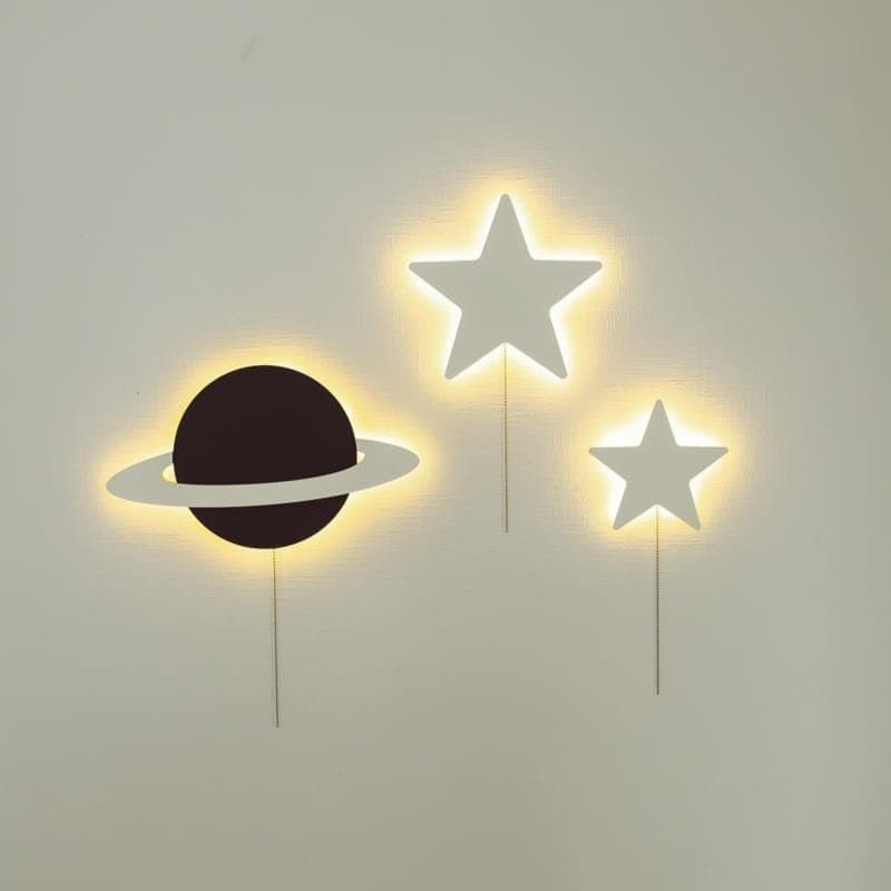 Conjunto de Luminária de Parede Celestial: Arquivos Vetoriais Saturno e Estrelas