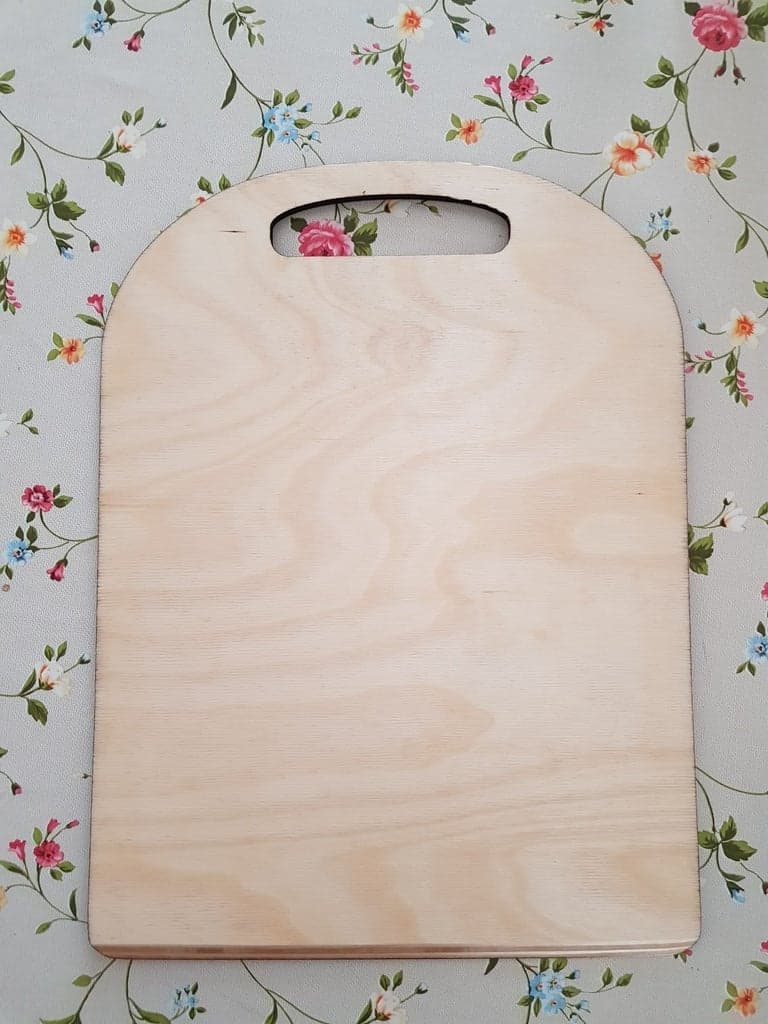 Classic Wooden Serving Board SVG File for Laser Cutting