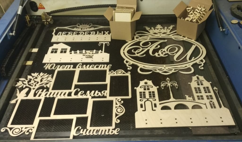 Custom Family Photo Frame and Wall Sign Laser Cut Vector Files
