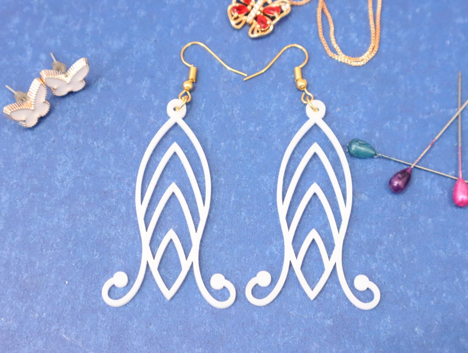 Elegant Decorative Drop Earrings Laser Cut Vector File