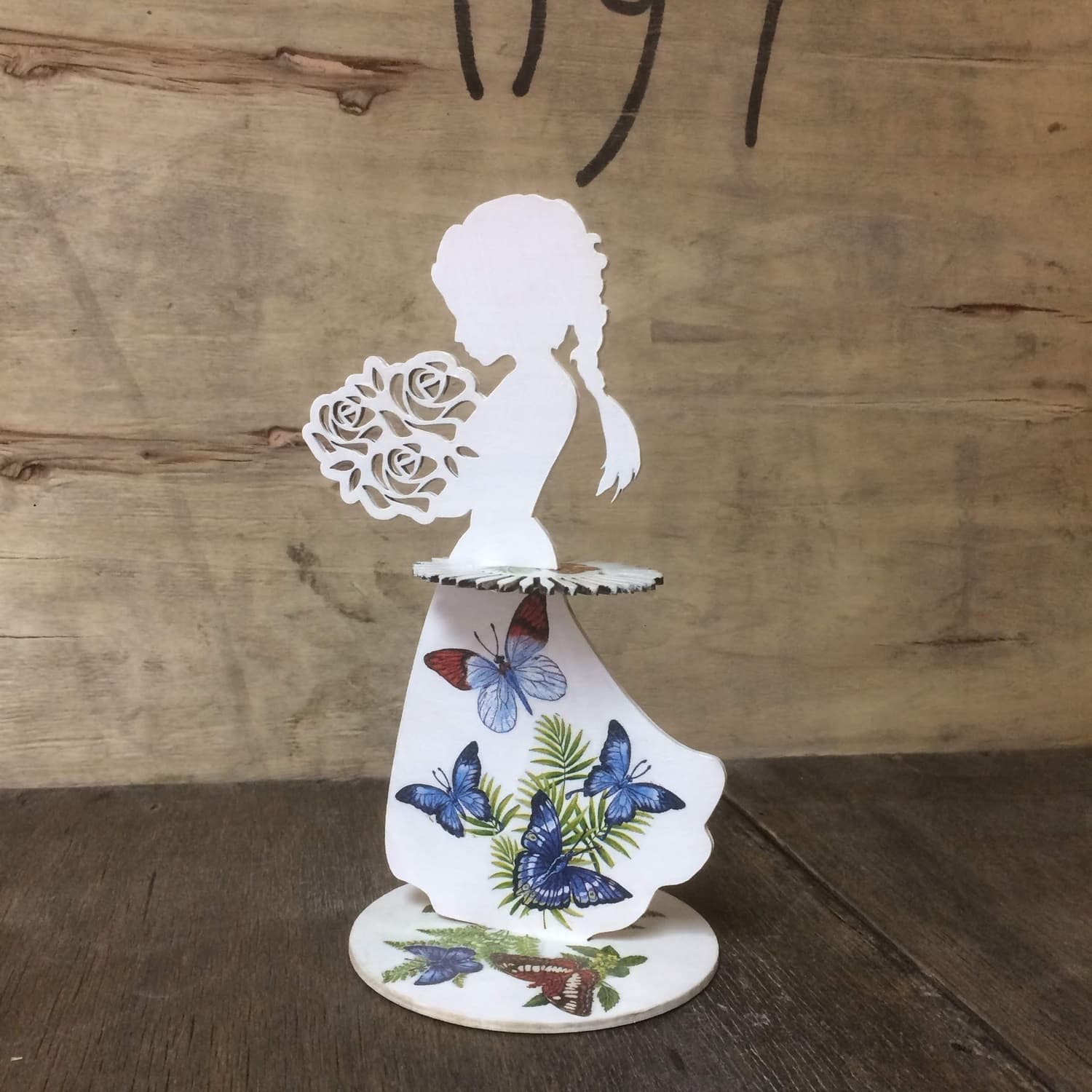 Girl Napkin Holder with Flowers Laser Cut Vector Design