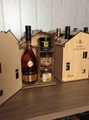 Archivo Vectorial para Caja de Vino en Forma de Casa