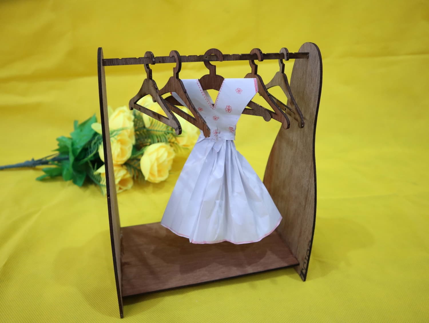 Miniature Doll Clothes Rack Laser Cut File (SVG, DXF, CDR)