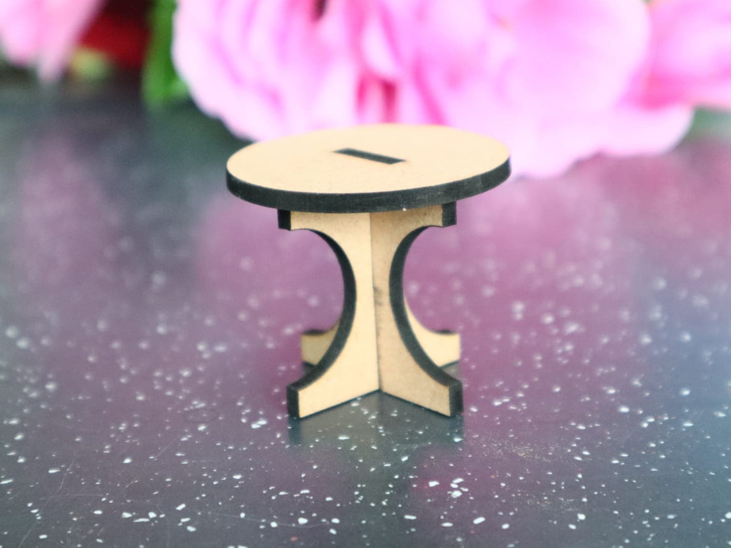 Miniature Round Table Laser Cut File - Free Vector Download