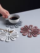 Archivo Vectorial de Posavasos de Flores Minimalistas para Corte Láser