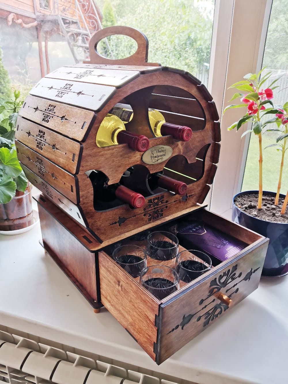 Wooden Barrel Minibar and Wine Rack Laser Cut Vector Plan