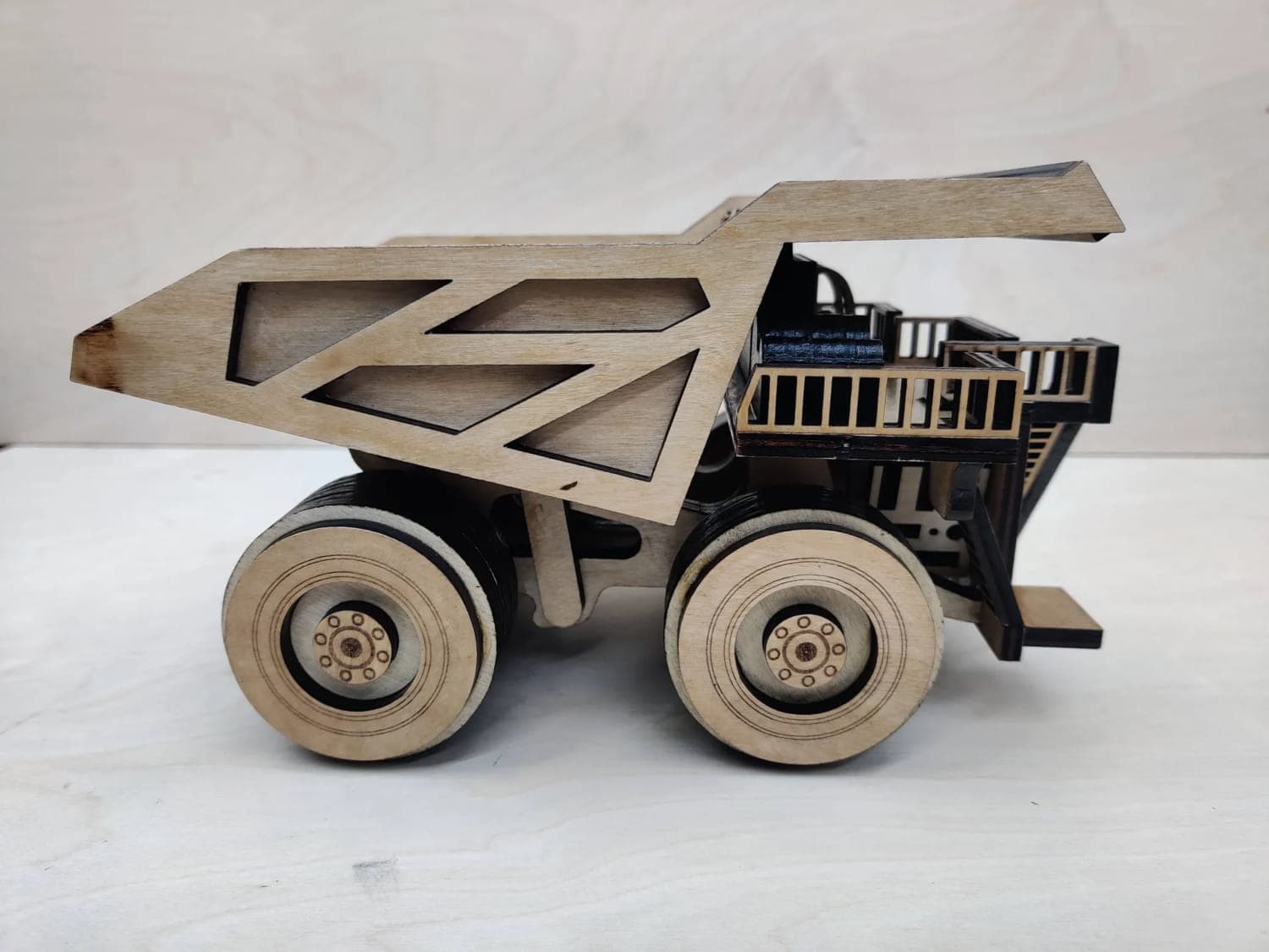 3D Wooden Dump Truck Laser Cut Vector File (DXF)