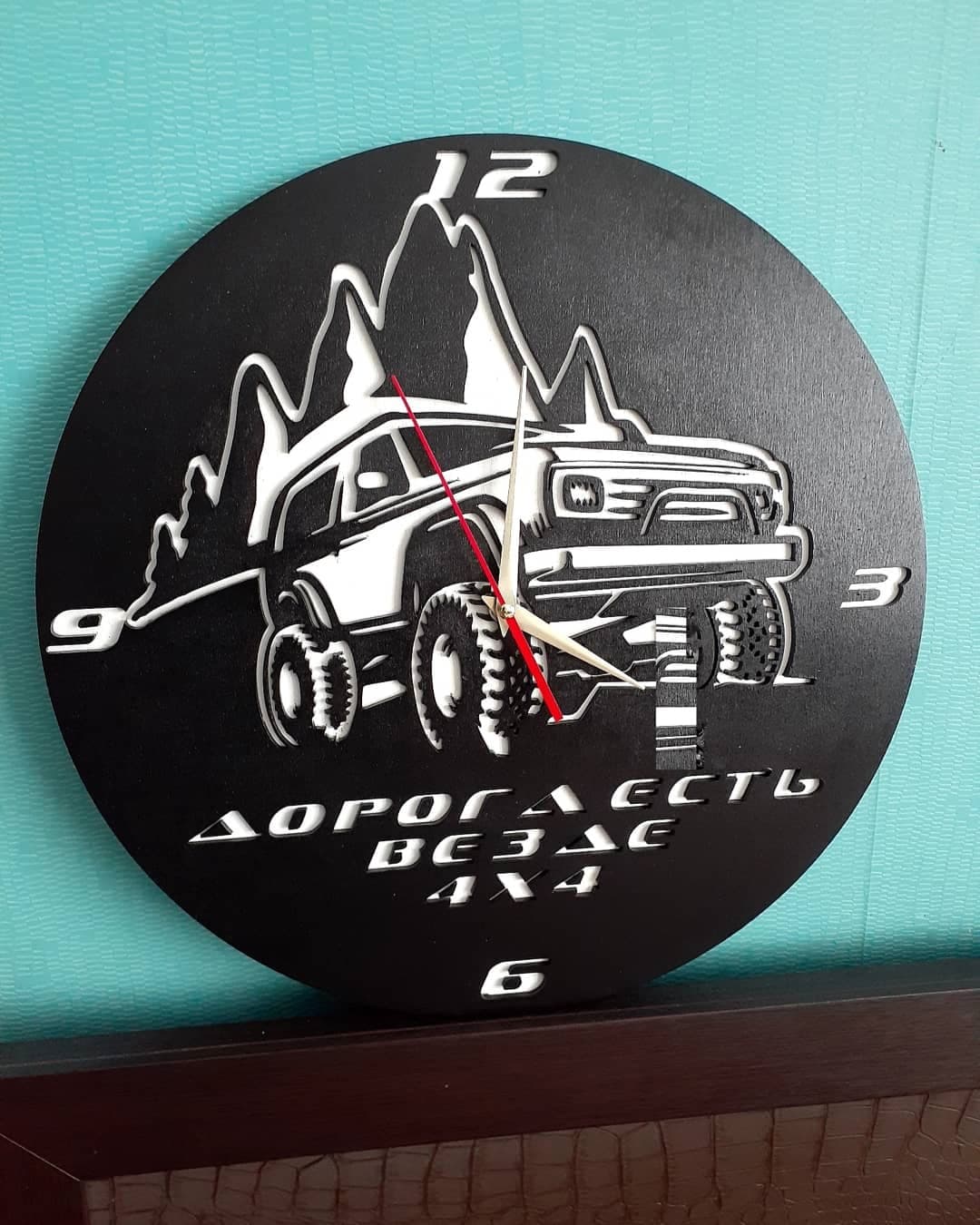 4x4 Off-Road Wall Clock Laser Cut Vector Design