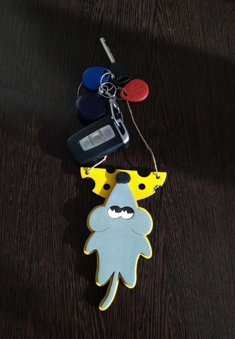 Cute Cartoon Mouse and Cheese Keychain Laser Cutting Vector File