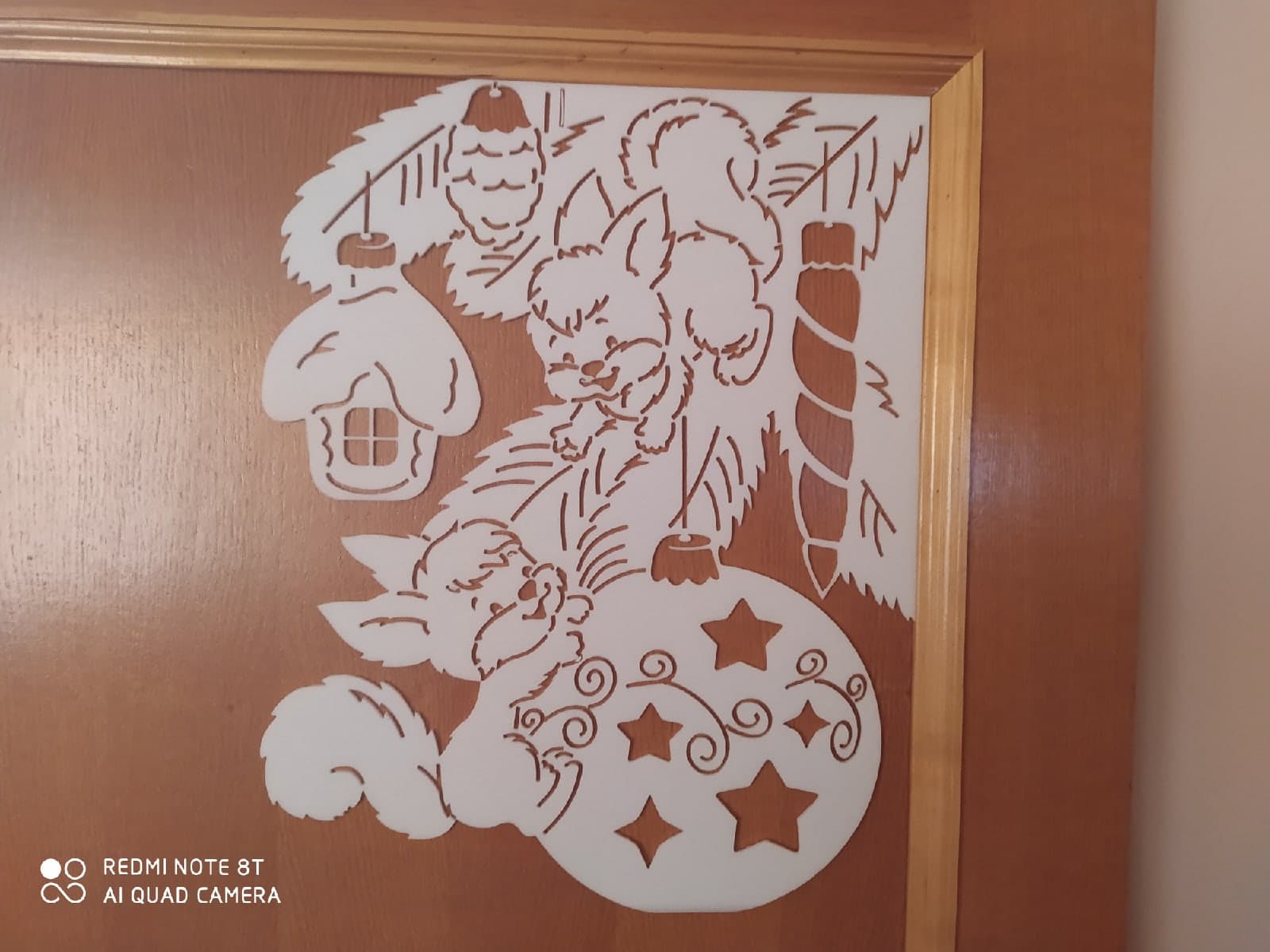 Vector de Adorno Navideño de Ardilla para Corte Láser