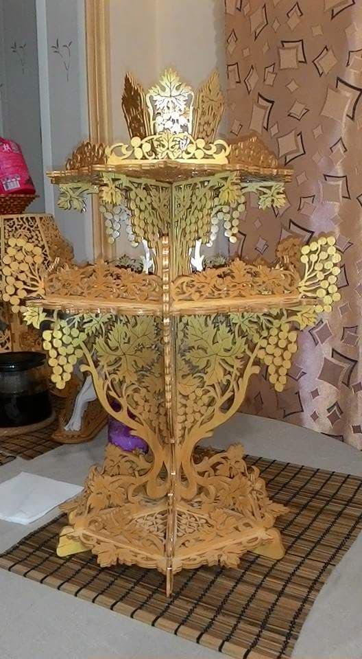 Elegant Grapevine Tiered Stand Vector Laser Cut File