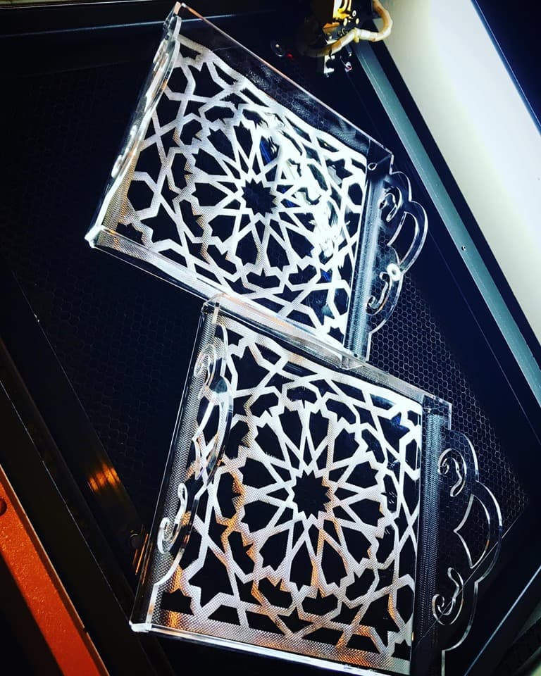 Elegant Islamic Pattern Serving Tray Laser Cut Vector File