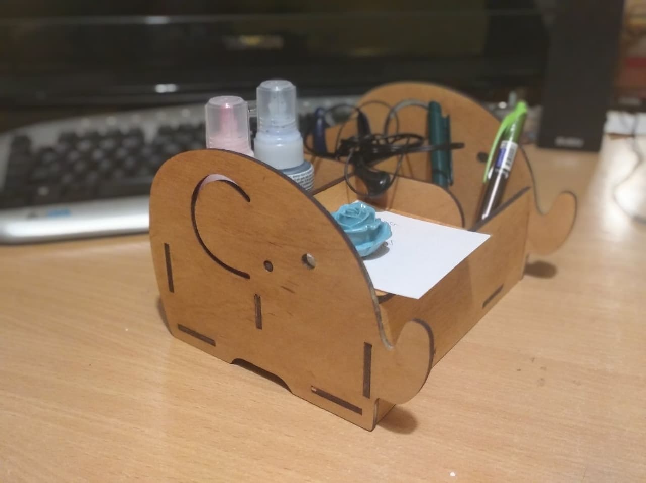 Elephant Desk Organizer Laser Cut Vector Plan (SVG, DXF)