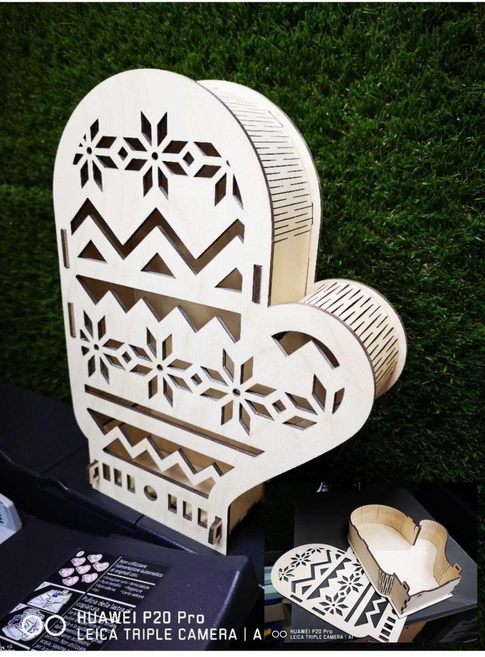 Festive Mitten Gift Box Laser Cut Vector File