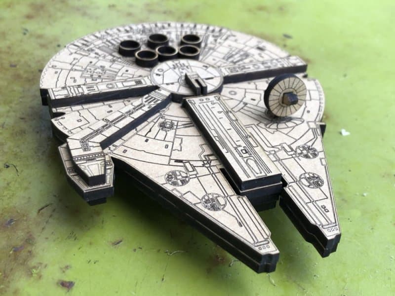Archivo Vectorial Gratis para Corte Láser de Millennium Falcon