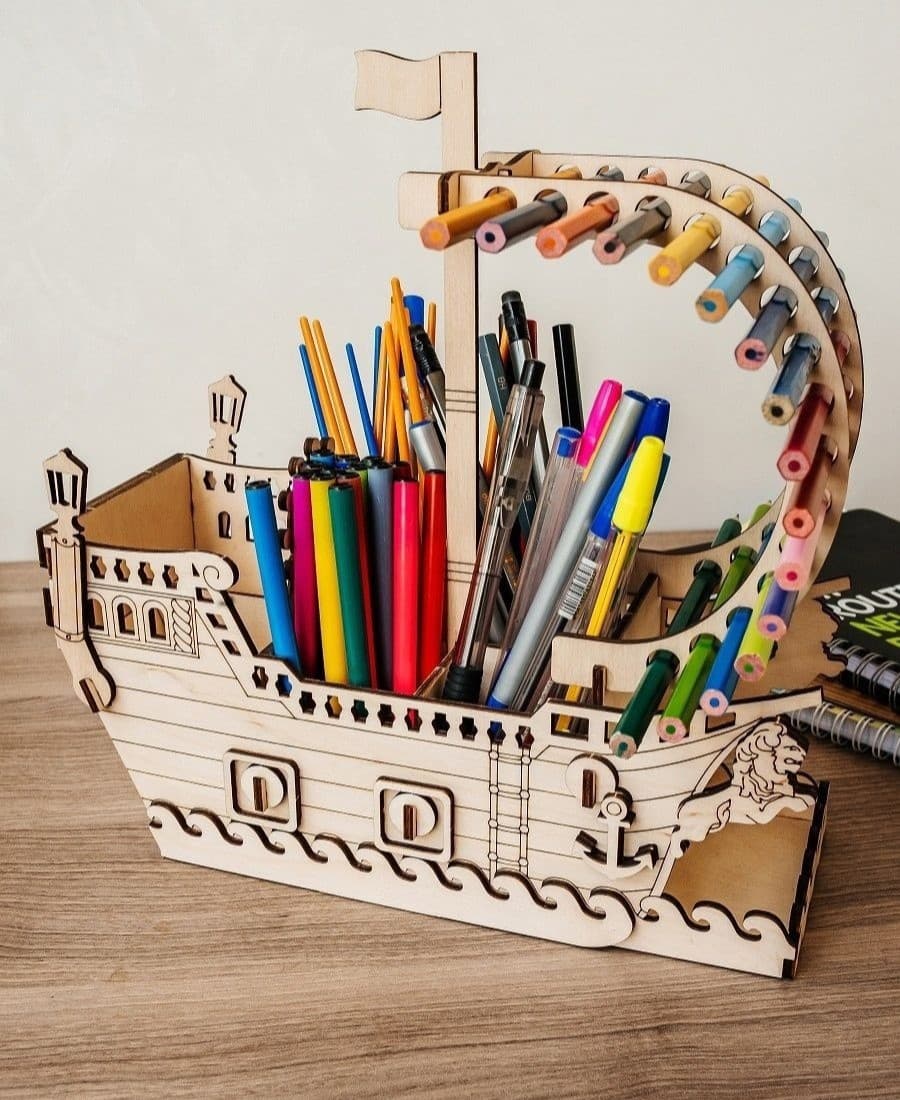 Pirate Ship Pencil Holder Laser Cut 3D Puzzle Vector Plan