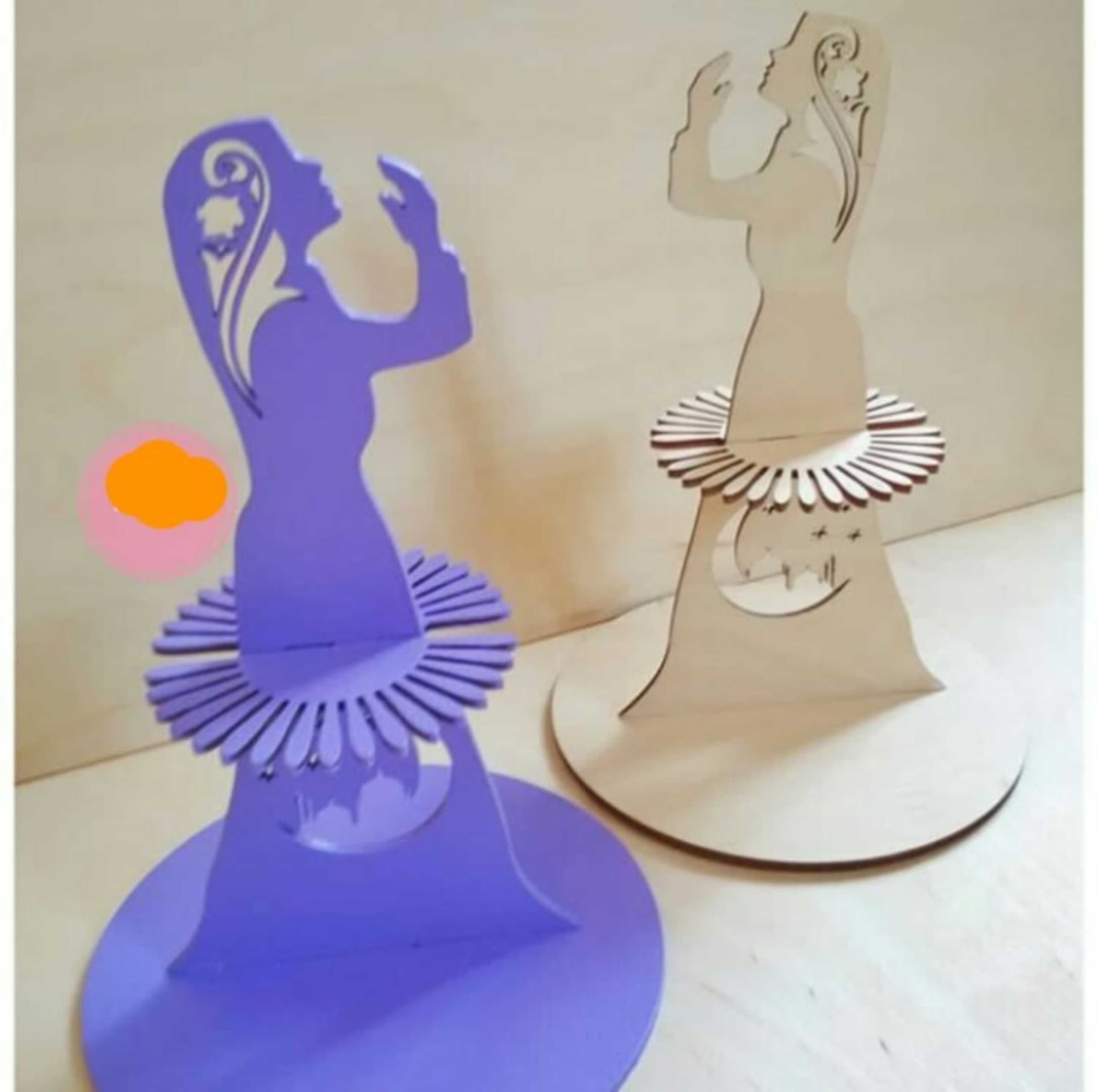 Praying Muslim Girl Napkin Holder Laser Cut Vector File