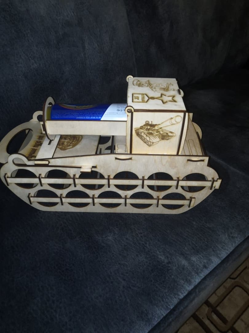 Tank Shaped Beer Can Holder Laser Cut Vector File