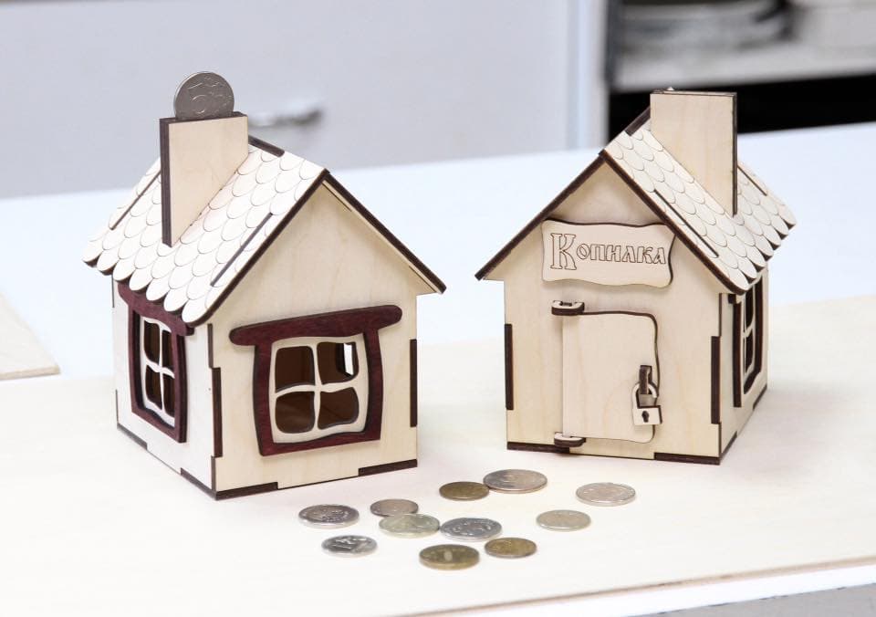 Wooden Coin Bank House 3D Puzzle Laser Cut File